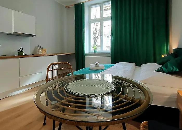 Hugo Eden Apartment *