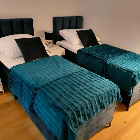 Hugo Eden * 克拉科夫